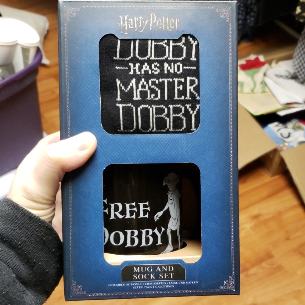 Brand New Harry Potter Mug and Sock Set